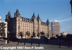 The North Western Hotel in Lime Street [Photo: Ron P Smith]